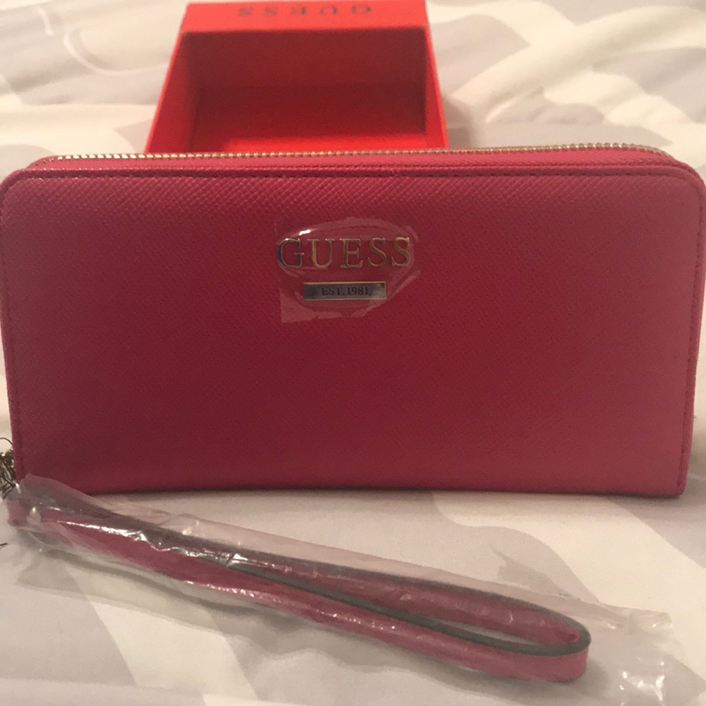 Guess wallet